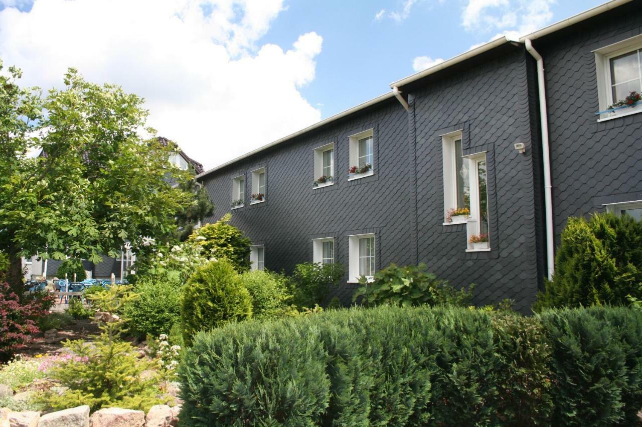 Landhaus Edelweiss Bed&Breakfast - Adults Only ノイシュタット・アム・レンシュタイク エクステリア 写真