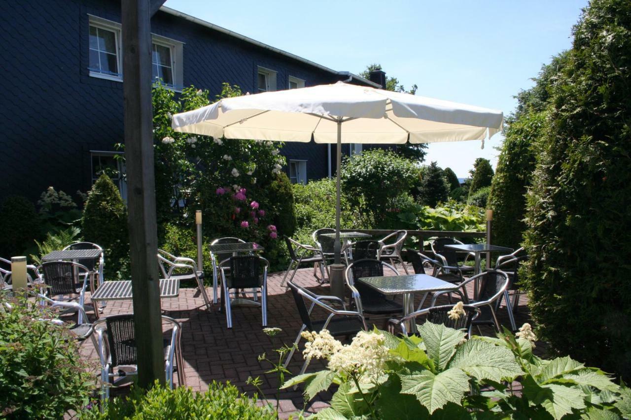 Landhaus Edelweiss Bed&Breakfast - Adults Only ノイシュタット・アム・レンシュタイク エクステリア 写真
