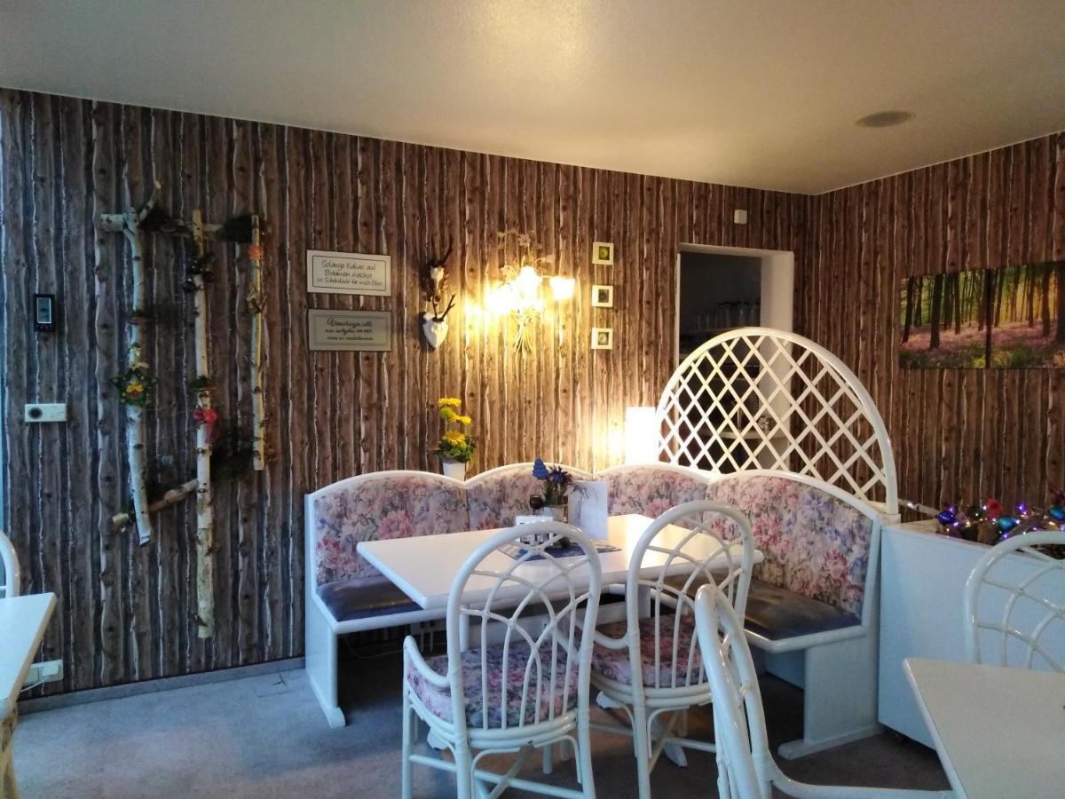 Landhaus Edelweiss Bed&Breakfast - Adults Only ノイシュタット・アム・レンシュタイク エクステリア 写真